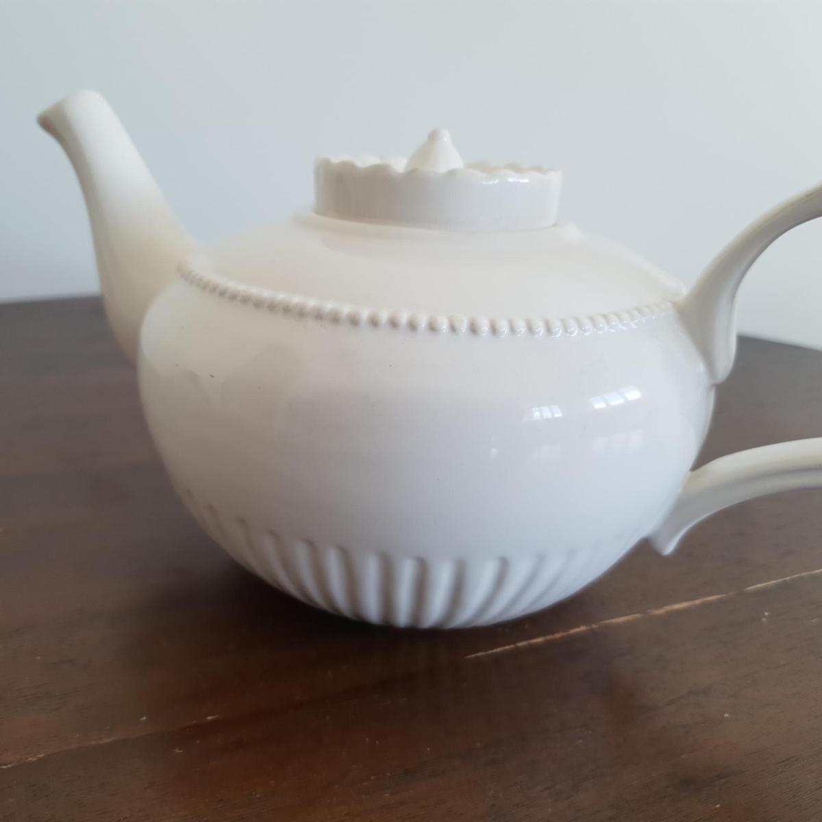 Teapot and Novelty Camera Lens Coffee Keep-Cup