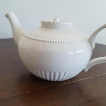 Teapot and Novelty Camera Lens Coffee Keep-Cup